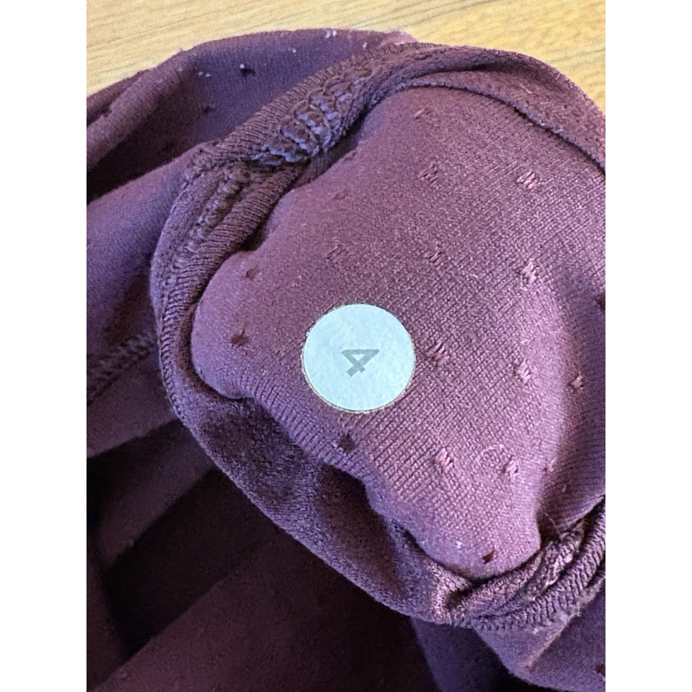 Lululemon Astro Wunder Under Crop Leggings Maroon Women's Size 4 Shine Dot - Picture 6 of 16